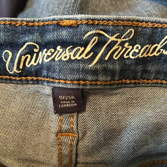 Universal thread jeans - Picture 3 of 3